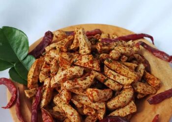 Merintis Usaha Bermodalkan Rp250 Ribu, Perempuan asal Cileungsi Jawa Barat Mampu Raup Penghasilan Jutaan Rupiah dari Jualan Basreng, Simak Kisahnya!