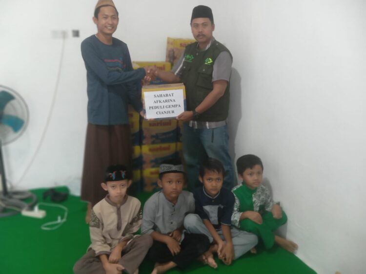 Afkarina Course Peduli Gempa Cianjur, Titipkan Donasi Kepada NU Care Lazisnu Subang