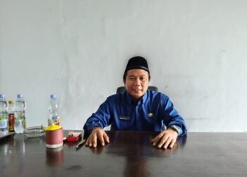 Banjir Dorongan Masyarakat, Anwar Nurjali Akhirnya Jadi Kades Bobos