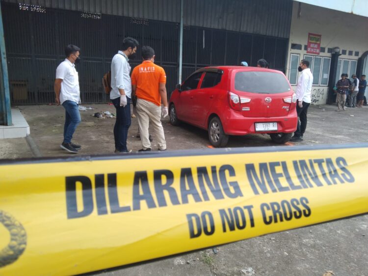 Warga Kecamatan Pusakanagara Digegerkan Dengan Penemuan Mayat di Dalam Mini Bus