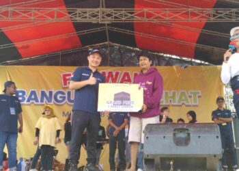 Ribuan Peserta Meriahkan Fun Walk Bangunarta Sehat, Warga Desa Mulyasari Dapatkan Tiket Umroh Gratis
