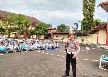 Sosialisasikan Tilang ETLE, Unit Lantas Polsek Pamanukan Sambangi SMAN 1 Pamanukan