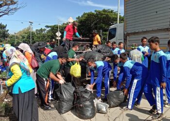 Implementasikan Jum’at Curhat, Forkopimcan Pusakajaya Gelar Germas