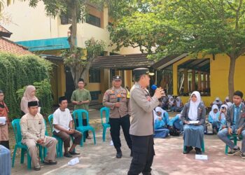 Berikan Pesan Kamtibmas di SMAN 1 Pusakanagara, Kompol Jusdijachlan Ajak Pelajar Bijak Gunakan Medsos