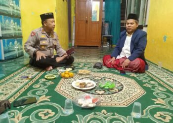 Sinergi Umaro Dengan Ulama, Kapolsek Pamanukan Silaturahmi dengan Tokoh Agama
