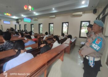 Polsek Pusakanagara Pastikan Ibadah Kamis Putih di Gereja Kondusif