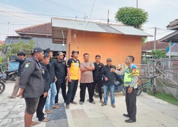 Temui Pemuda Karang Taruna, Bhabinkamtibmas Desa Batangsari Ajak Jaga Kamtibmas tetap Kondusif