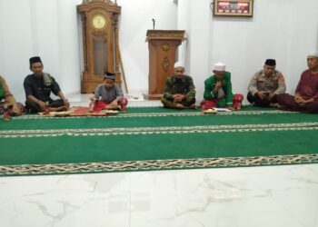 Gelar Safari Ramadhan, Bhabinkamtibmas Desa Gambarsari Siap Layani Masyarakat yang Akan Menitipkan Kendaraanya ketika Mudik