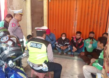 Polisi Pamanukan Ajak Komunitas Ojek Online Tertib Berlalu Lintas