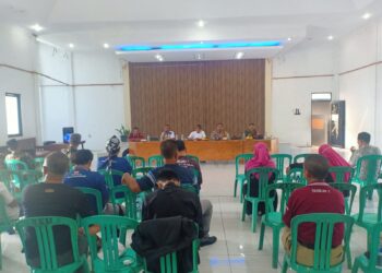 Jalin Silaturahmi, Bhabinkamtibmas Desa Pamanukan Halal Bihalal bersama Aparatur Desa