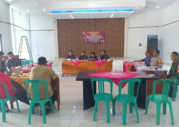 Bhabinkamtibmas Hadiri Rapat Pleno Rekapitulasi Daftar Pemilih Hasil Pemutakhiran Tingkat Desa Pamanukan