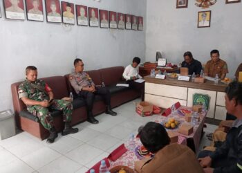 Bhabinkamtibmas Desa Pamanukan Sebrang Hadiri Rakor Fasilitator Forum Konsultasi Publik