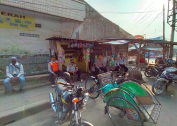 Jalin Sinergitas, Kapolsek Pamanukan Ngawadul Bari Ngopi Bareng Petugas Dishub