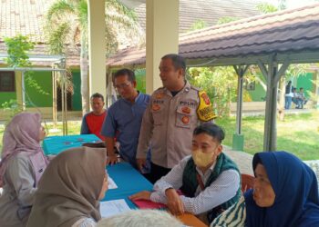 Bhabinkamtibmas Polsek Pamanukan Lakukan Monitoring PPDB di Sekolah