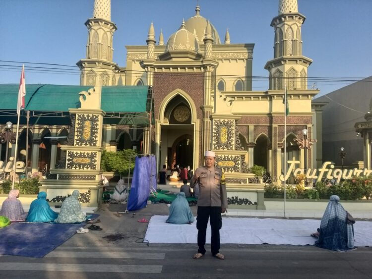 Polisi Amankan Pelaksanaan Salat Idul Adha di Masjid Jamie Taufiqurrahman Pamanukan