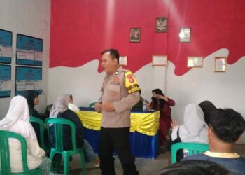 Cegah Kenakalan Remaja di Lingkungan Desa, Sinergitas Bhabinkamtibmas, Babinsa, Bidan Desa dan Kader KB Gelar Binluh