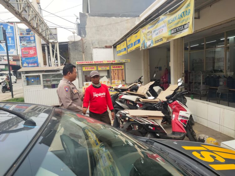 Berikan Rasa Nyaman dan Cegah Tindak Kriminal, Polisi di Pamanukan Patroli Dialogis