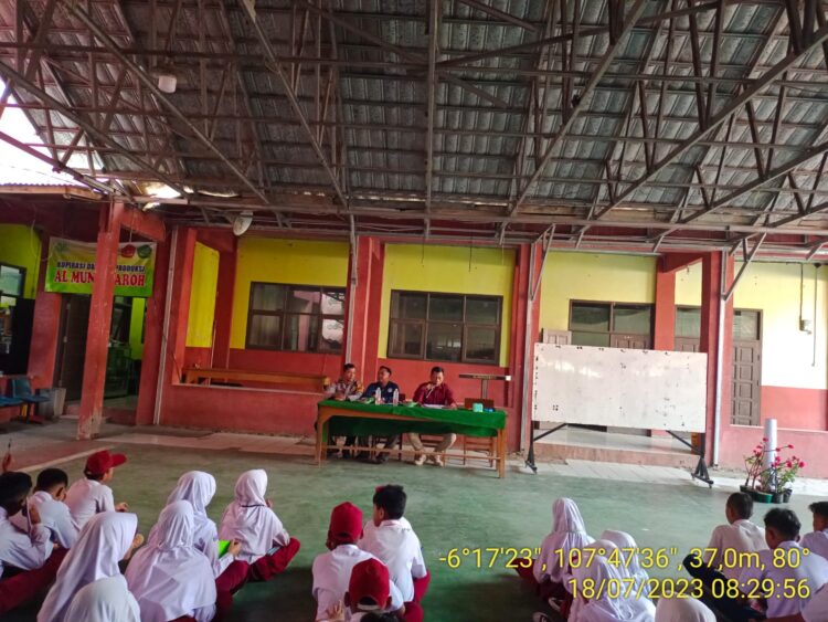 Cegah Kenakalan Remaja, Polsek Pamanukan, Berikan Edukasi Dalam Kegiatan MPLS