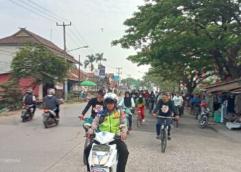 Polsek Pamanukan Kawal Gowes Dalam Acara HUT SMAN 1 Pamanukan