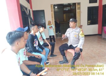 Bhabinkamtibmas Polsek Pamanukan Temui Pemuda Ajak Jaga Kamtibmas tetap Kondusif