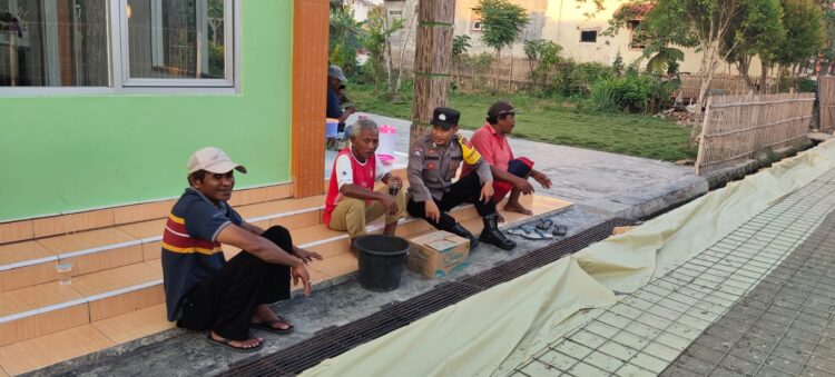 BHABINKAMTIBMAS DESA TAMBAKDAHAN POLSEK BINONG POLRES SUBANG MELAKSANAKAN GIAT SILATURAHMI KAMTIBMAS
