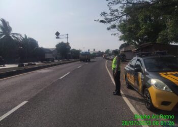 Tingkatkan Keamanan di Jalur Pantura Polisi Lalu Lintas Pamanukan Rutin Lakukan Patroli