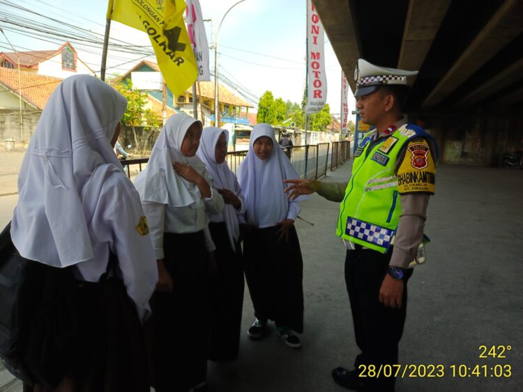 Ajari Anak Sejak Dini, Unit Lantas Polsek Pamanukan Berikan Edukasi Tertib Berlalulintas