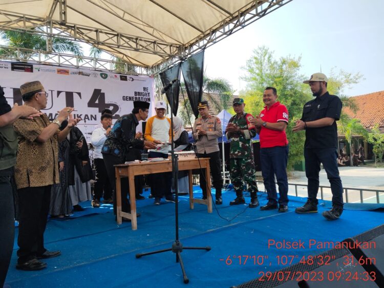 Kapolsek Pamanukan Hadiri Puncak HUT SMAN 1 Pamanukan