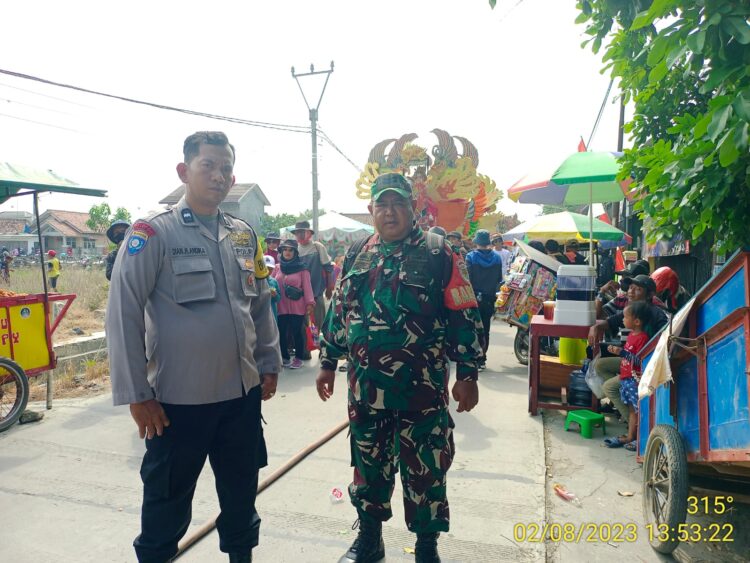 Berikan Rasa Aman dan Nyaman, Bhabinkamtibmas Polsek Pamanukan dan Babinsa AD Koramil Pamanukan Hadir Ditengah Tengah Masyarakat