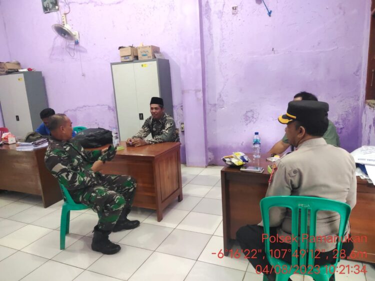 Pastikan Pilkades Aman, TNI-POLRI di Pamanukan Sambangi Panitia Pilkades