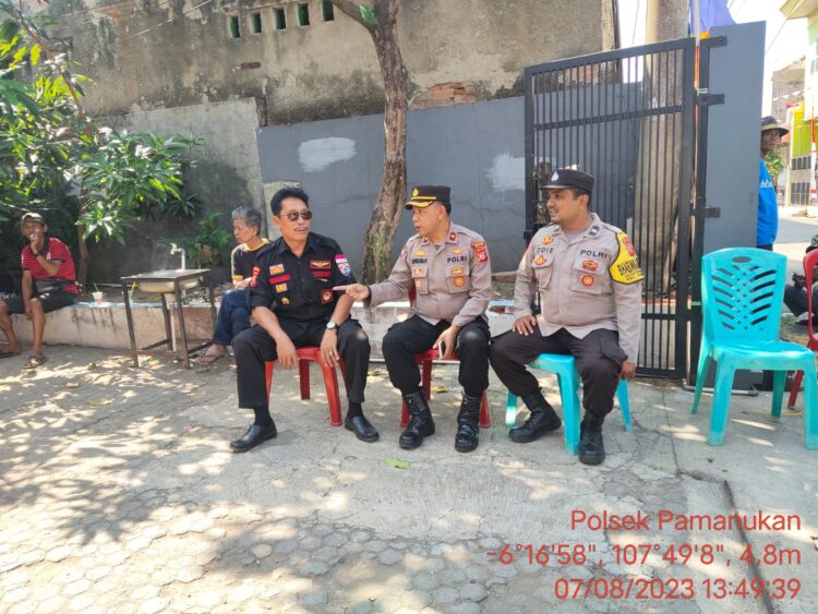 Jaga Kamtibmas, Kapolsek Pamanukan Sambangi Tokoh Masyarakat