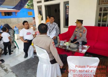Sambang, Cara Kapolsek Pamanukan Pererat Tali Silaturahmi dengan Masyarakat