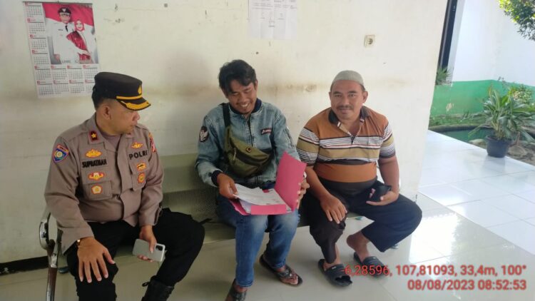 Silaturahmi Ciptakan Kondusifitas Kamtibmas, Kapolsek Pamanukan Laksanakan Sambang Tokoh Masyarakat