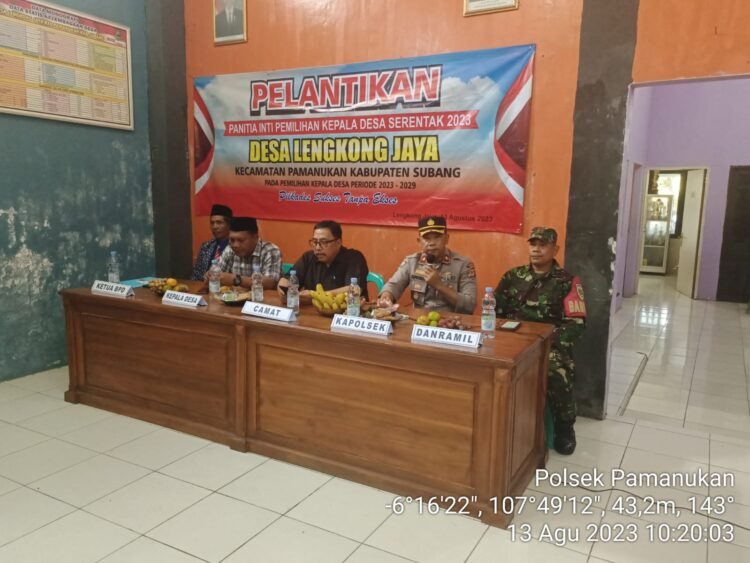 Kapolsek Pamanukan Hadiri Pengambilan Sumpah Jabatan Panitia Pilkades Lengkongjaya