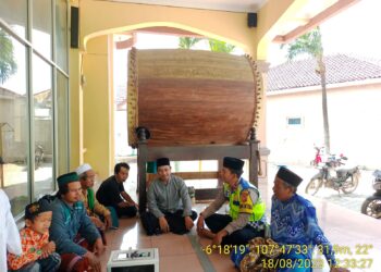 Melalui Jum’at Keliling, Bhabinkamtibmas Polsek Pamanukan Serap Curhatan Masyarakat