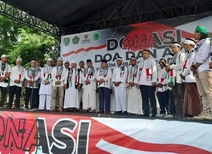 Puluhan Ribu Warga Subang Gelar Donasi Doa dan Aksi di Alun-Alun Subang