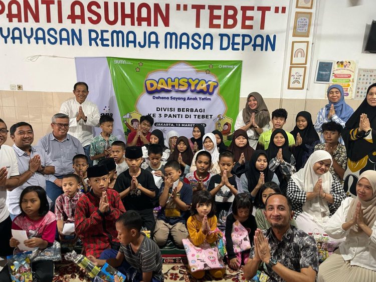 DAHANA Hadir untuk Negeri: Wakaf Alat Sholat dan Santunan di Jakarta