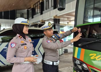 Sat Lantas Polres Subang Gelar Sosialisasi “Mudik Aman, Keluarga Nyaman” di Terminal Subang