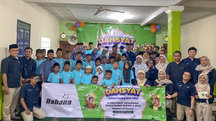 PT DAHANA Salurkan Bantuan untuk Anak Yatim di Subang Lewat Program DAHSYAT Ramadhan 2025