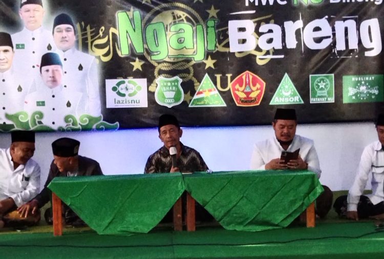 Mengapa Memaksa untuk THR?