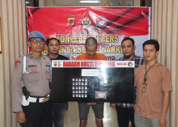 Polres Subang Tangkap Pengedar Sabu, Amankan 25 Paket Barang Bukti