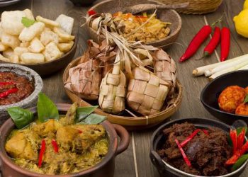 Hidangan Khas Idul Fitri: Tradisi Kuliner yang Menyatukan Keluarga di Seluruh Nusantara
