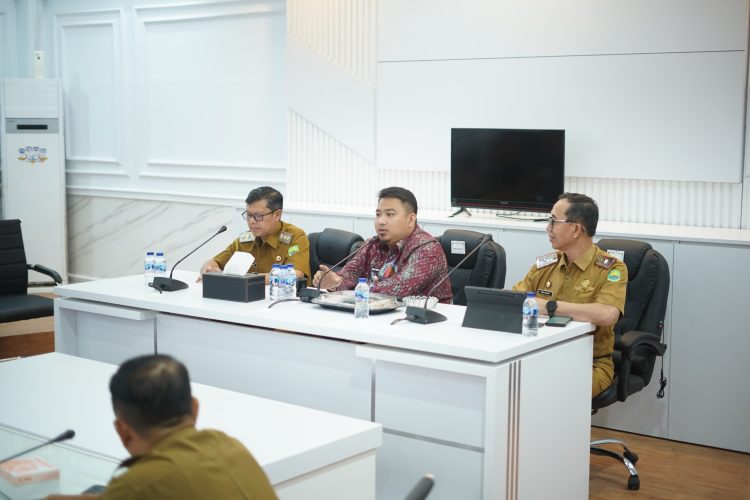 Bupati Subang Pimpin Briefing: Evaluasi Kinerja ASN dan Penguatan Kepedulian Sosial