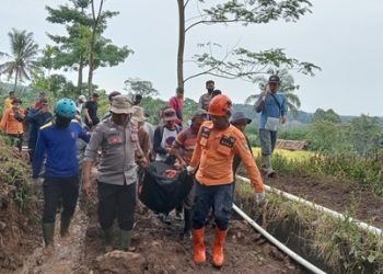 Enam Hari Pencarian Intensif, Korban Longsor di Subang Ditemukan