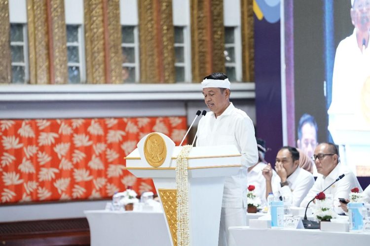 KDM Wajibkan KB untuk Dapat Beasiswa dan Bansos di Jawa Barat