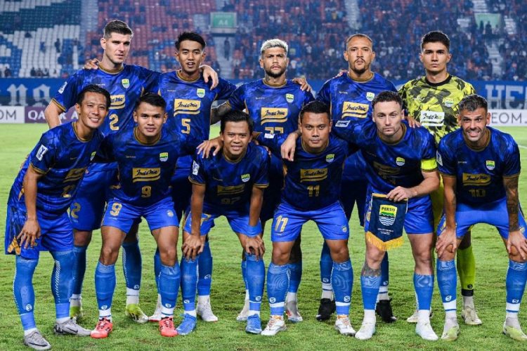 Dewa Jatuh, Maung Mengaum! Persib Menuju Tahta yang Dinantikan