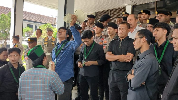 Menakar Keseriusan Bupati Subang dalam Meningkatkan Kesejahteraan Buruh