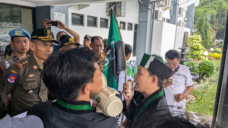 HMI Cabang Subang Desak Pemerintah Daerah Wujudkan Reformasi Birokrasi dan Tingkatkan Kinerja DPRD
