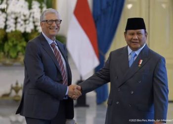 Bill Gates, Hibah Triliunan, dan Indonesia Jadi Kelinci Percobaan?