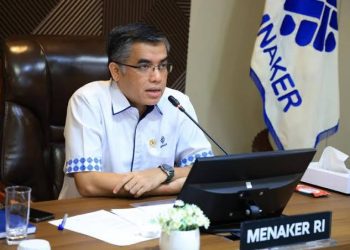 Kemnaker Larang Penahanan Ijazah Karyawan